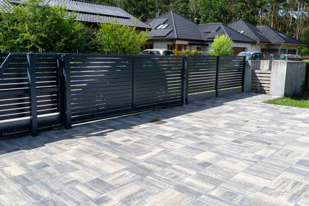 Best Local Driveway Pavers  in Taft Mosswood, CA